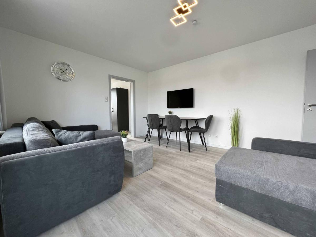 Nujen- Hotel Und Apartment Stuttgart Zuffenhausen Ngoại thất bức ảnh